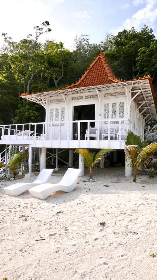 Eco dive resort Alycastre Maumere Esterno foto