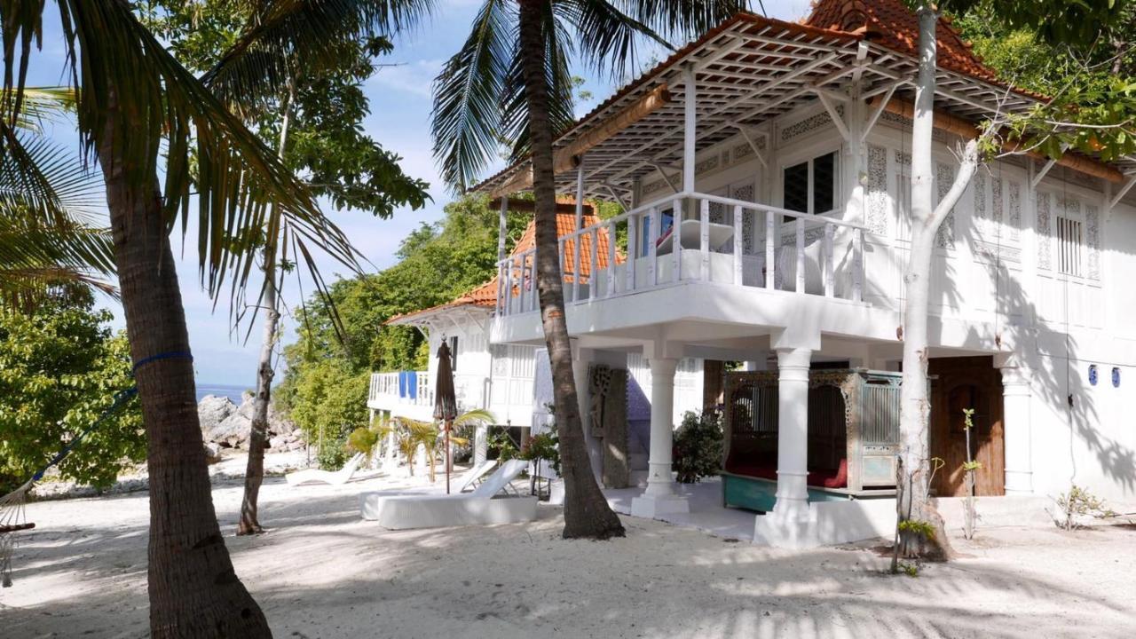 Eco dive resort Alycastre Maumere Esterno foto