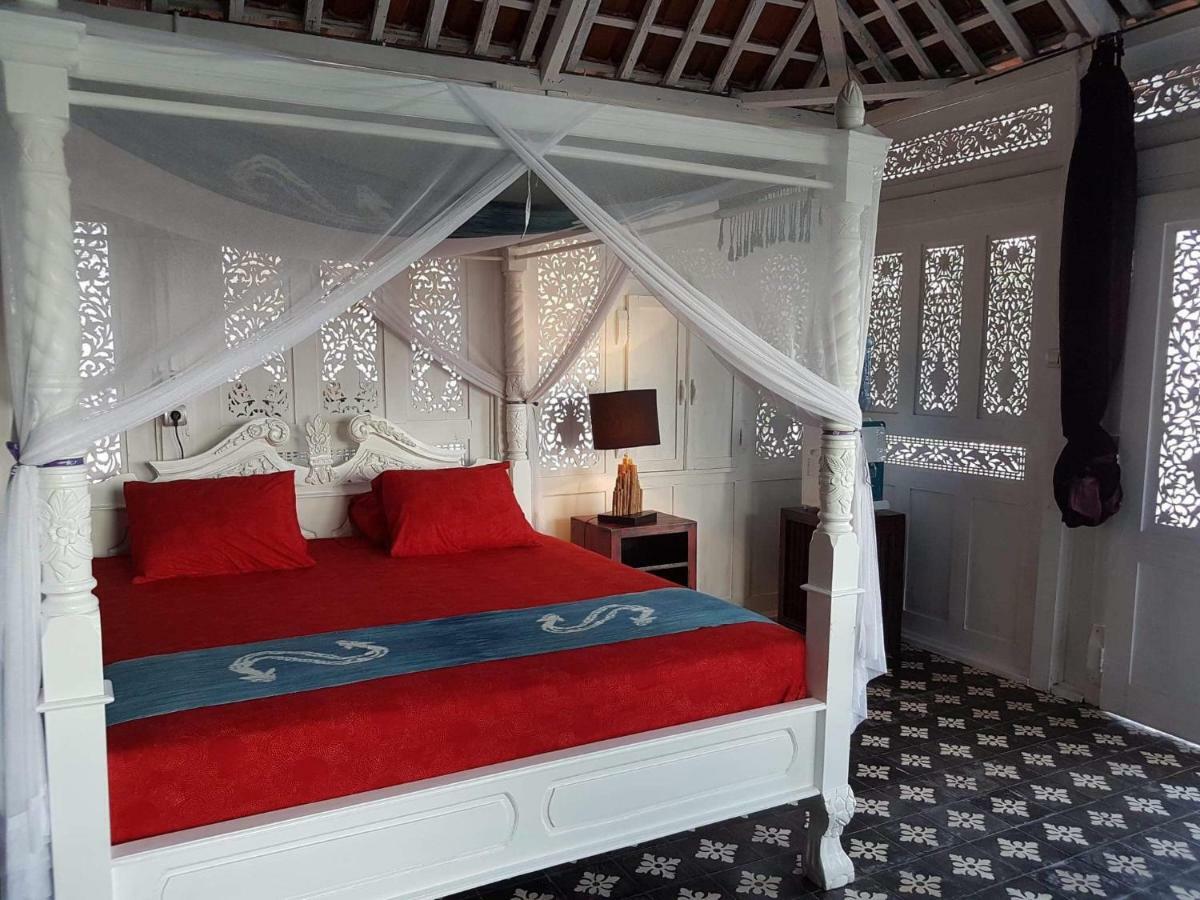 Eco dive resort Alycastre Maumere Esterno foto
