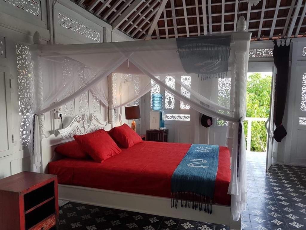 Eco dive resort Alycastre Maumere Esterno foto