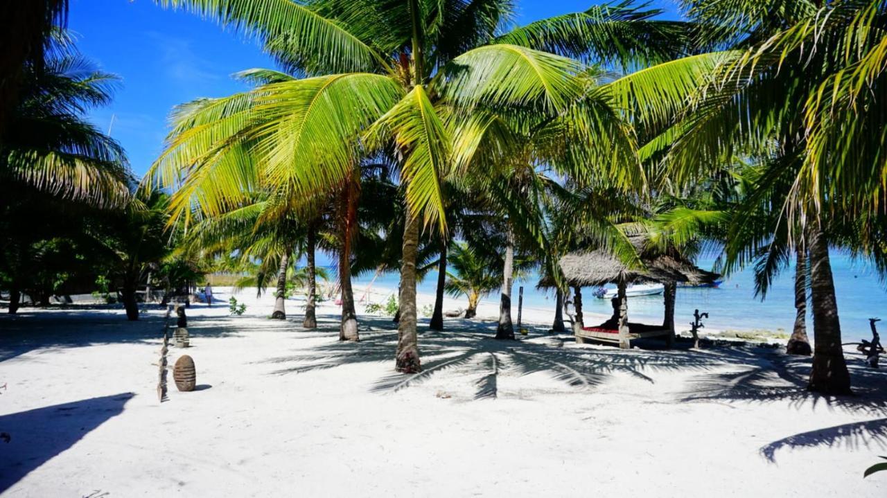 Eco dive resort Alycastre Maumere Esterno foto